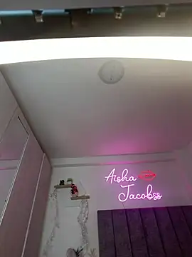 Chat +18 de jacobss_gh ao vivo