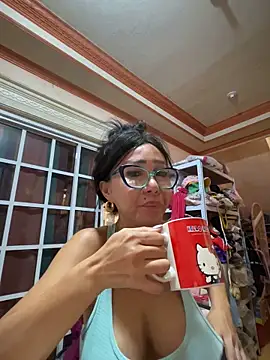 sweetieme webkamerás műsora