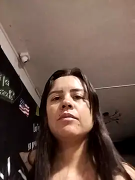 karlagiraldo198's Live XXX Chat