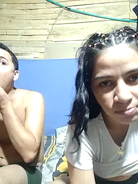 Chat +18 de Emyli_Liam ao vivo