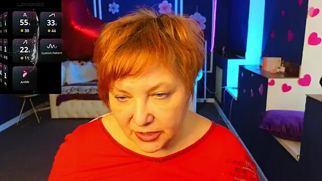 Chat +18 de Kira_Kingsley ao vivo