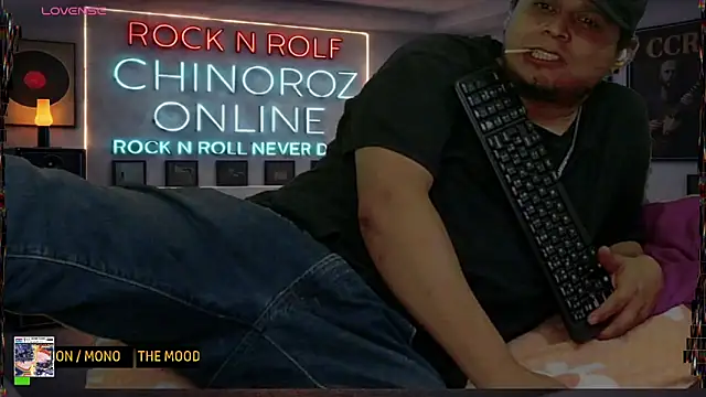 chino_roz webcam show