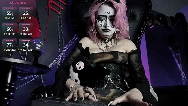 Navier__ Adlı Modelin Canlı XXX Sohbeti