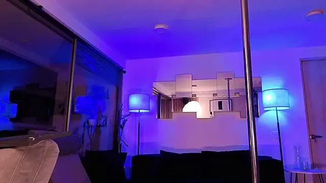 mandi4pole_'s Live XXX Chat