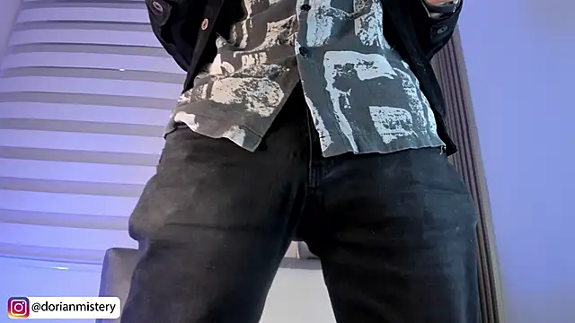 Chat XXX en directo de Dorianmistery2322_