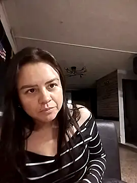 karlagiraldo198: απευθείας συνομιλία ΧΧΧ