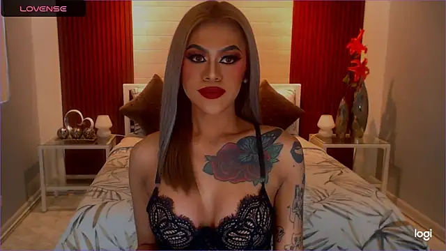 StellaStrong30's Live XXX Chat