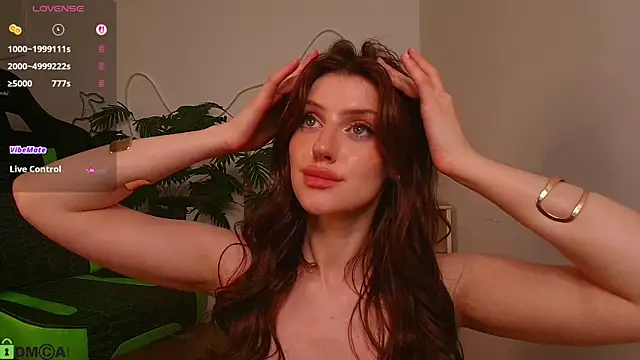 Chatroom XXX en direct de Skinny_Alice