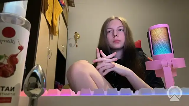 Chatroom XXX en direct de britneylovely