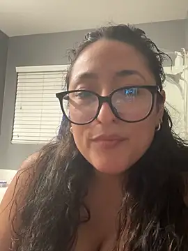 Goddessxxrosexx: онлайн-секс-чат