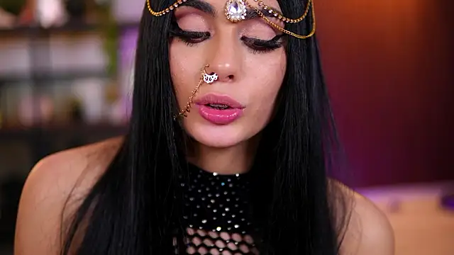 Chat XXX en directo de RavennaDArcy