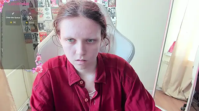 NikolFlostt élő XXX-chatje