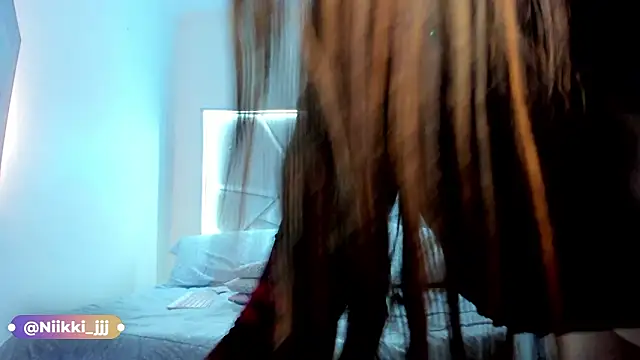 Sweeetcurvyx Chat XXX in diretta