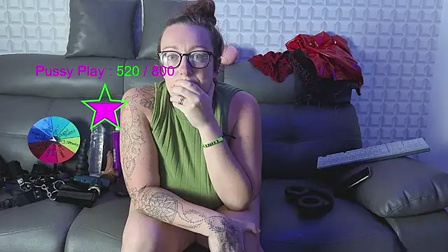 JadeStarUK Chat XXX live