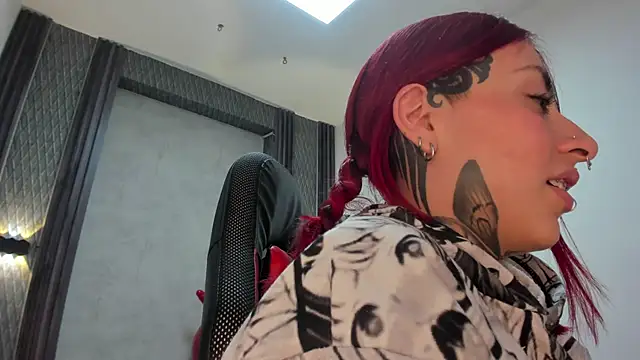 Czat XXX na żywo – selene_red_