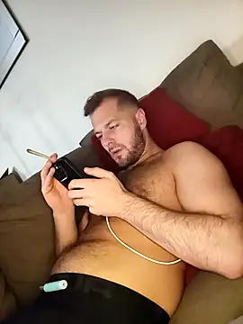 XXX chat uživo modela THE_CHEEKY_ALPHA