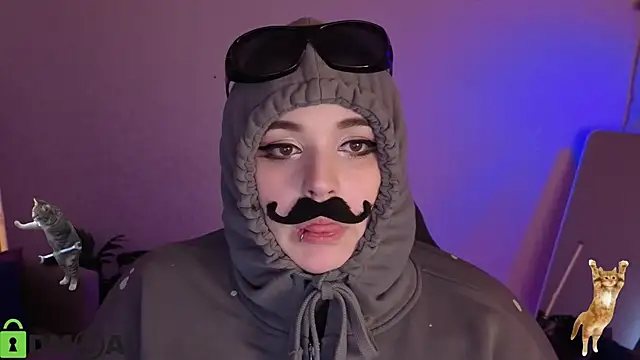 Mia_R0ss 即時 XXX 聊天