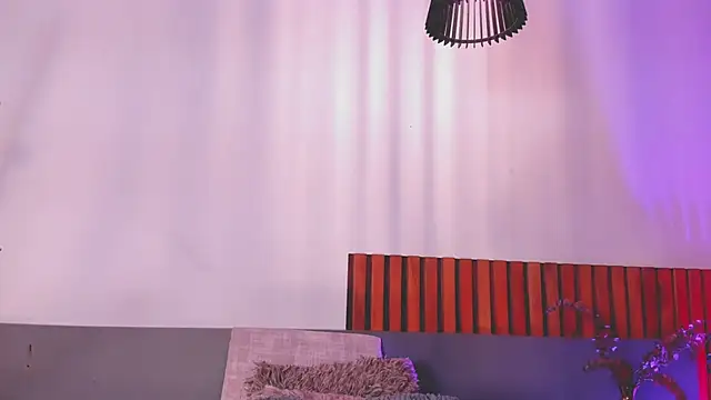 AndraCyruss – Live XXX-chat