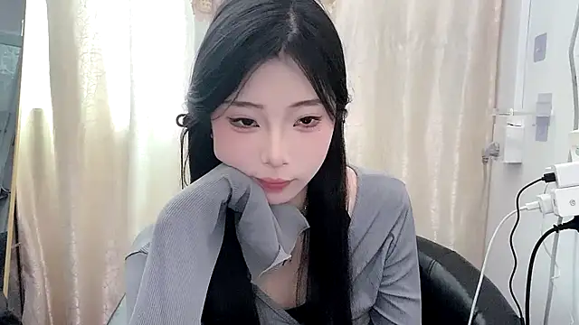 yiyibaby2026 网络视讯表演