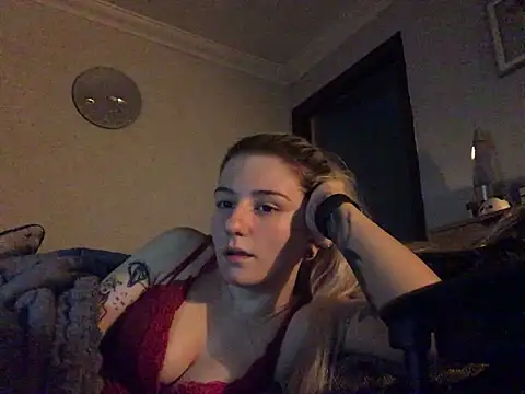 Chat +18 de xxamyleighxx ao vivo