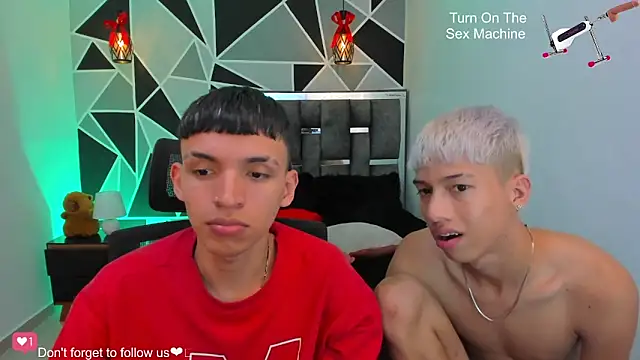 Juan_Nd_Steven Chat XXX live