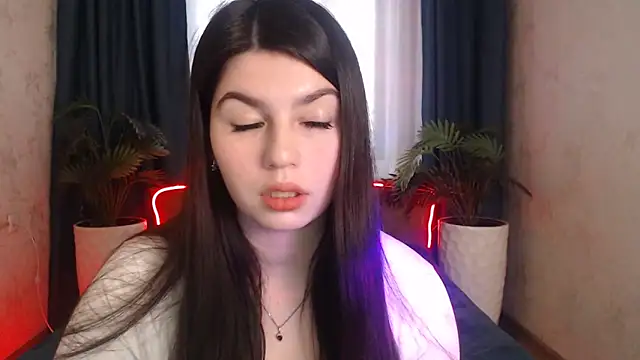 KisaModel's Live XXX Chat