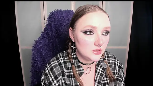 YourDyingBride's Live XXX Chat