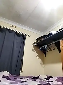 Chatroom XXX en direct de InnocentSlutXx