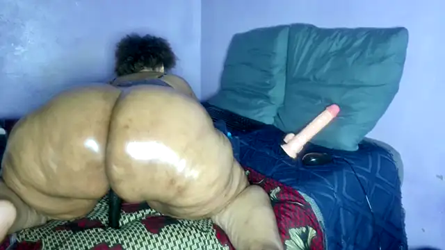 wilmaassylum's Live XXX Chat