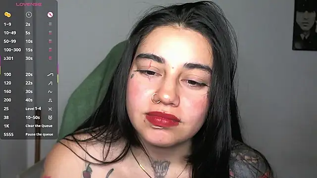 val_bardot's Live XXX Chat