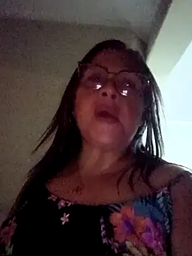 Angie_milf50 Adlı Modelin Canlı XXX Sohbeti