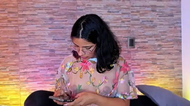 nath_redrex Adlı Modelin Canlı XXX Sohbeti