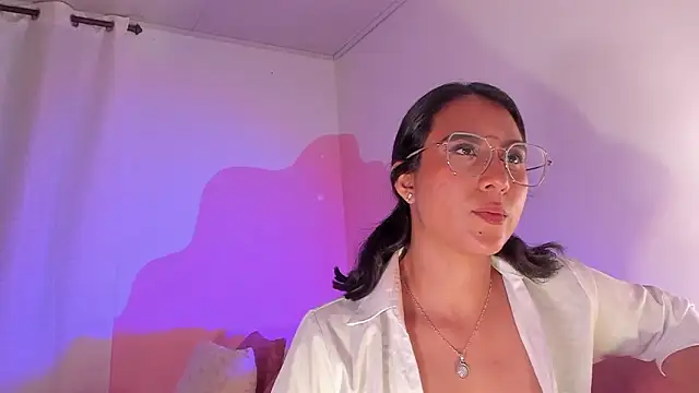 DaraBeckett's Live XXX Chat