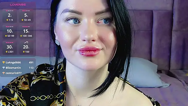 EvaBilss' Live XXX Chat