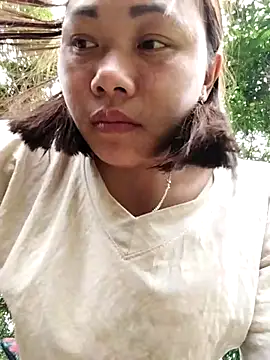 Bella-222's Live XXX Chat