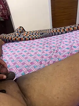 pradeepredd webkamerás műsora