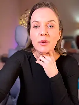 MaiseKnox Chat XXX live