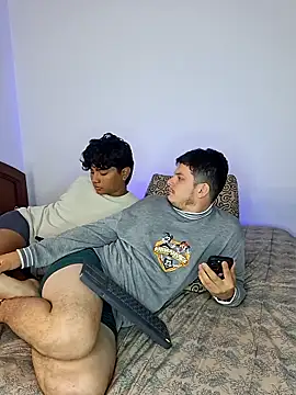 Chat +18 de _Ottis_ ao vivo