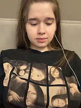 HornyGirlH – Kamerová šou