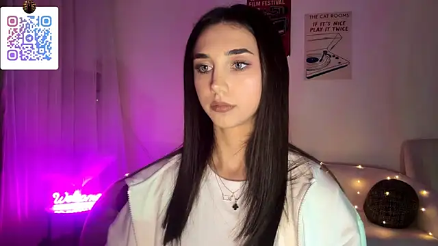 Вебкам-шоу LinaMour