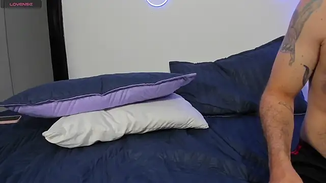 Cintya_n_Roger's Webcam Show