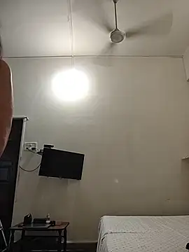 Chat XXX en directo de NakedMILFx