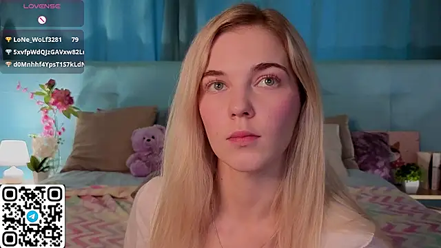 Chat +18 de Aurora_Bennet ao vivo