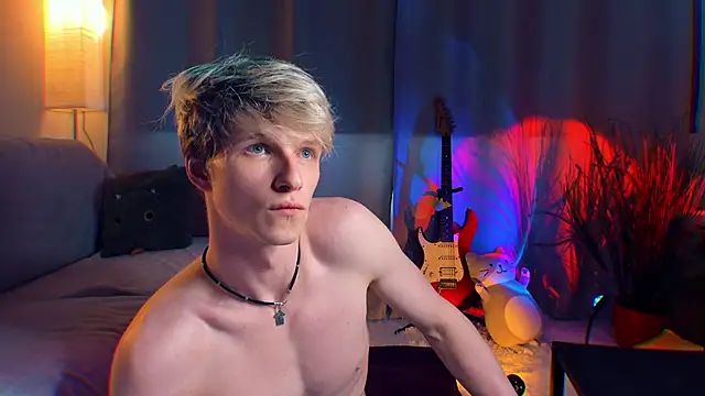 Show modela Breston_Sweet na web-kameri