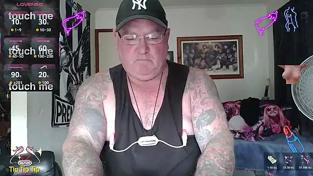 KINKYBLUEYES69 Live XXX-chat