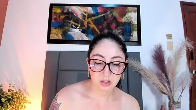 Emilywatsonn Chat XXX in diretta