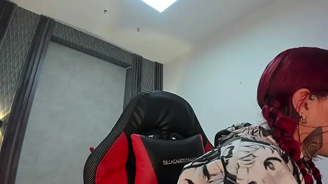 selene_red_'s Live XXX Chat