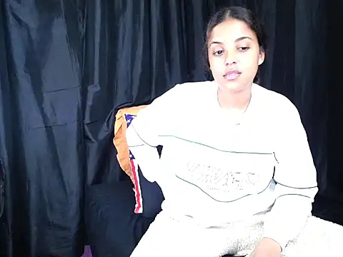 indianmaxine07 – webcam-show