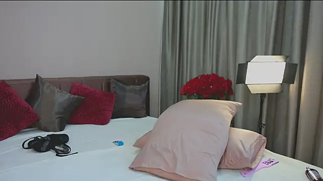 MillaBelle: онлайн-секс-чат