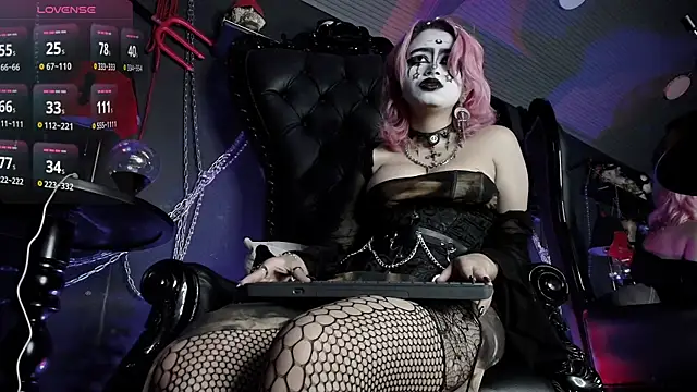 Czat XXX na żywo – Navier__